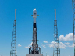 Илон Маск на неделю перенес запуск интернет-спутников