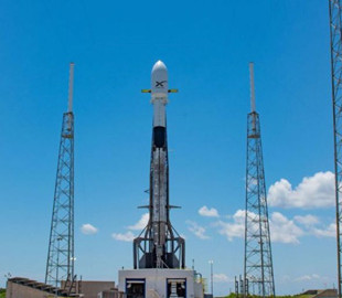 Илон Маск на неделю перенес запуск интернет-спутников