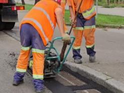 Дощі та грози на тиждень: у Києві готують зливостокову каналізацію