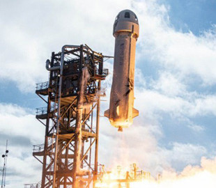 Компанія Безоса Blue Origin запустить космічний туристичний політ