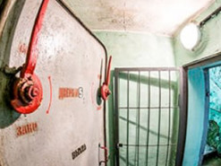 У містах по всій Росії таємно готують бомбосховища