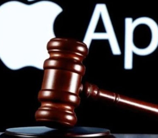 Компанія Apple закликає суд припинити справу про монополію на ринку смартфонів у США