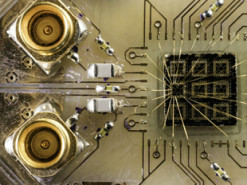 Ученые доказали возможность квантовой телепортации электронов