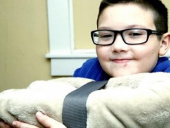 Девятилетний мальчик отказался от Xbox One ради бездомных