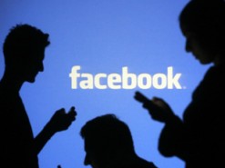 Facebook запустила сервис "Проверка безопасности" после нападения с ножом в Париже