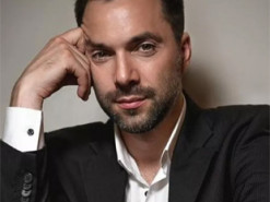 Forbes Ukraine підрахував, скільки може щомісячно заробляти Олексій Арестович