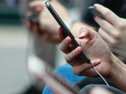 У Мінцифри просять не перевантажувати мобільні мережі: як це зробити