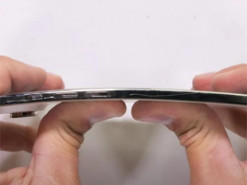 Рекордно тонкий iPhone Air погнули, подряпали та підпалили: наскільки він міцний