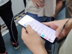 Полностью безрамочный смартфон vivo NEX замечен на фото до премьеры