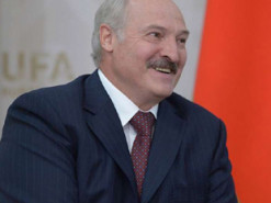 У Мережі висміяли безглузду заяву Лукашенка про напад: добірка найкращих відео