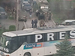 До Енергодару прибув автобус з російськими ЗМІ і масовкою для зйомки пропагандистського кіно