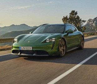 Porsche представила обновлённый электромобиль Taycan с дистанционной парковкой