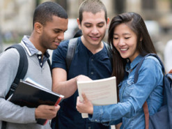 Українським студентам у Польщі оплатять навчання та житло: деталі програми