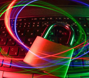 Facebook забанила еще два российских СМИ за ложь — Лента.ру и Газета.ру