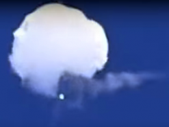 Американські пілоти описують "таємничий об'єкт з нитками" під час місії зі збиття НЛО