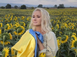 Катерина Бужинська на мітингу у Болгарії закликала світ визнати Росію терористичною країною