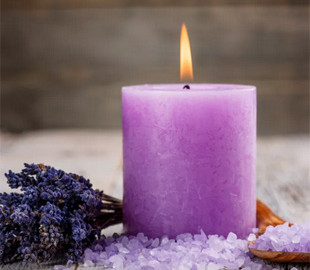 Небезпечне "світло": які свічки категорично не можна купувати для дому