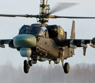 У росії поблизу кордону з країною НАТО вибухнули бойові вертольоти: що відомо