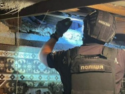 В Черкаській області затримали чоловіка, що зберігав вдома ручний кулемет та гранати