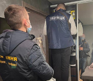 Киберполиция разоблачила группировку, которая обманула тысячу человек на продаже несуществующих товаров