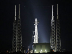 SpaceX отложила запуск 60 интернет-спутников
