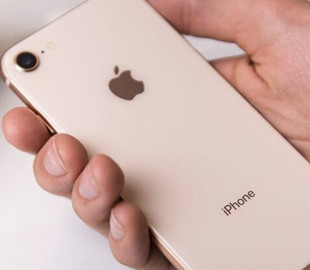 Производство iPhone 9 под угрозой срыва