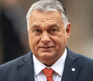 Більшість угорців вважає, що прем’єру Орбану слід жорсткіше протистояти Росії