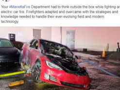 В США возле сервисного центра сгорела Tesla Model S