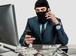 Интернет-мошенник «надул» целый поселок на 315 тысяч гривен