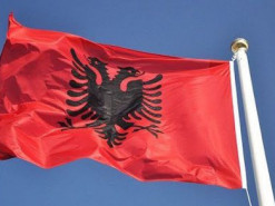 Уряд Албанії вводить власні вікові обмеження в соціальних мережах