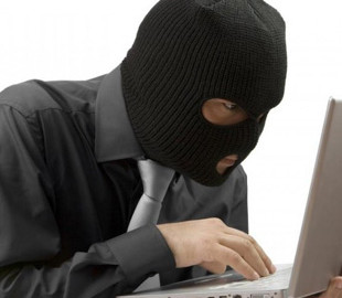 Шахраї обдурили чоловіка, який хотів купити авто з Європи