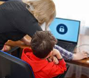 Кулеба анонсировал создание нацстратегии онлайн-безопасности для детей