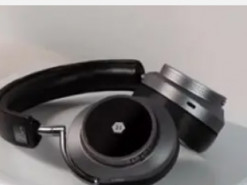 Розробники представили інноваційні навушники, що читають думки користувачів