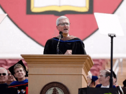 Тим Кук назвал Кремниевую долину «фабрикой хаоса»