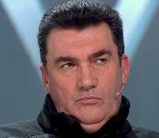 Гауляйтеры Путина и медиа-обслуга Януковича: Данилов предупредил об информационных врагах