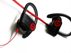 Apple согласилась выплатить владельцам дефектных наушников Powerbeats 2 около $10 млн
