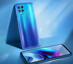 Lenovo может выпустить первый в мире смартфон с чипом Snapdragon 898