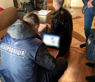 Кіберполіція викрила чоловіка в інтернет-торгівлі неіснуючими меблями