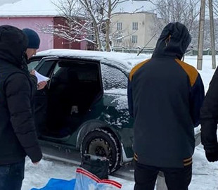 На Прикарпатті викрили групу наркоторговців. У них знайшли товару на 15 мільйонів гривень