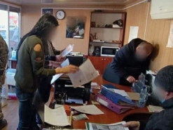 Полиция пресекла незаконную торговлю сертификатами от Covid-19 в Закарпатской области