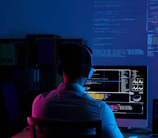 Прокремлівські хакери здійснили масштабну атаку на підприємства країн Балтії та України