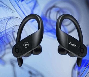 Apple представила новую беспроводную гарнитуру