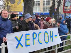 Мешканці окупованого Херсону скаржаться в інтернеті