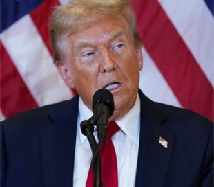 Трамп запропонував позбавляти ліцензії телеканали, які його критикують