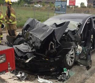 Маск назвал вероятность возгорания своих автомобилей