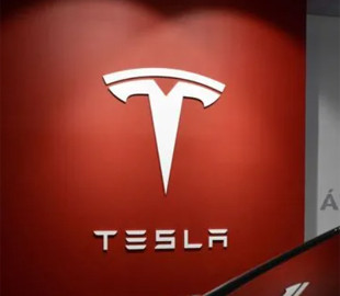 Tesla готується до запуску Robotaxi: стали відомі подробиці