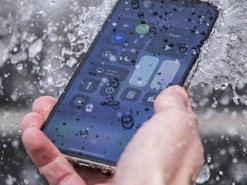 В Apple придумали специальный интерфейс для пользования смартфоном под водой