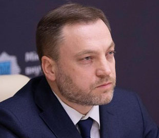 Підготовка до навчання офлайн. Монастирський заявив, що у більшості шкіл є укриття