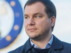 Оккупанты в Тростянце расстреливают людей с мобильными телефонами, - Живицкий