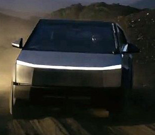 Tesla створила новий електрокар, але випускати його не буде